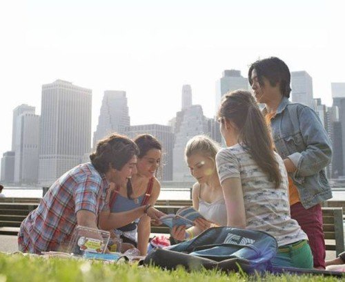 10 English slang terms you need to know in 2023